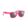 Sunglasses with UV protection in fuchsia