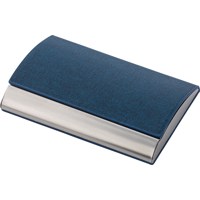 Horizontal, curved business card holder with PU finish, magnet closing and velvet inside. 