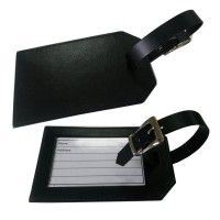 Rectangle Luggage Tag in Belluno, a vegan coloured leatherette with a subtle grain.