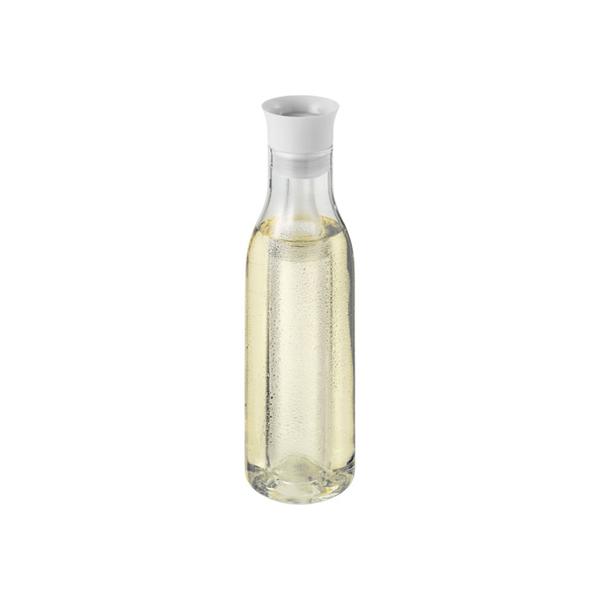 Flow carafe with cooling stick