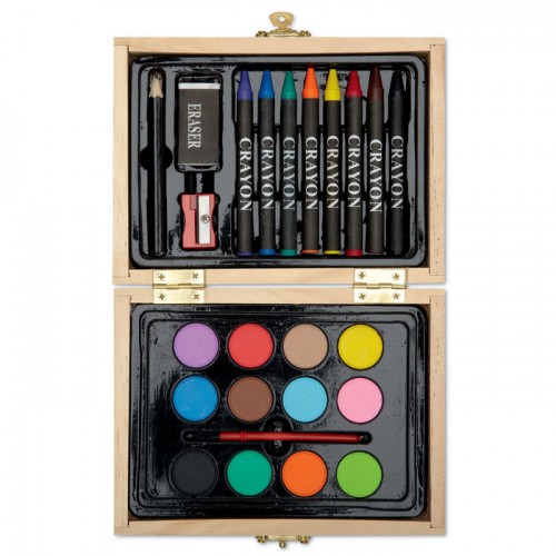 Painting set in wooden box in 