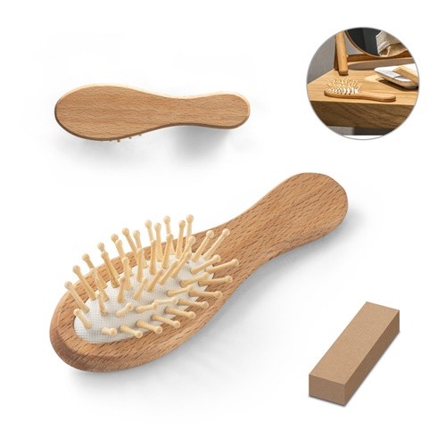 Dern. Wooden Hairbrush with Bamboo Bristles