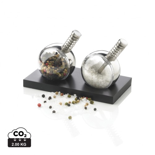 Planet pepper & salt set in 