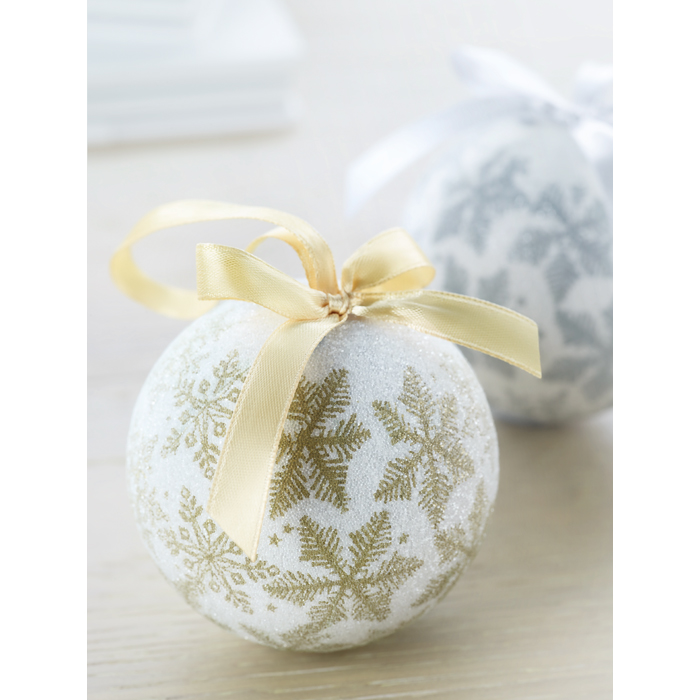 Business Christmas bauble in gift box