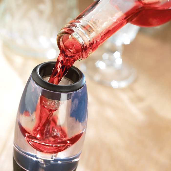 Branded Wine decanter with holder