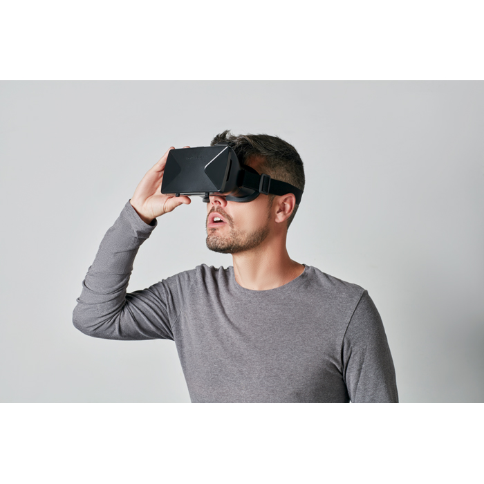 Personalised 3D Virtual Reality Glasses